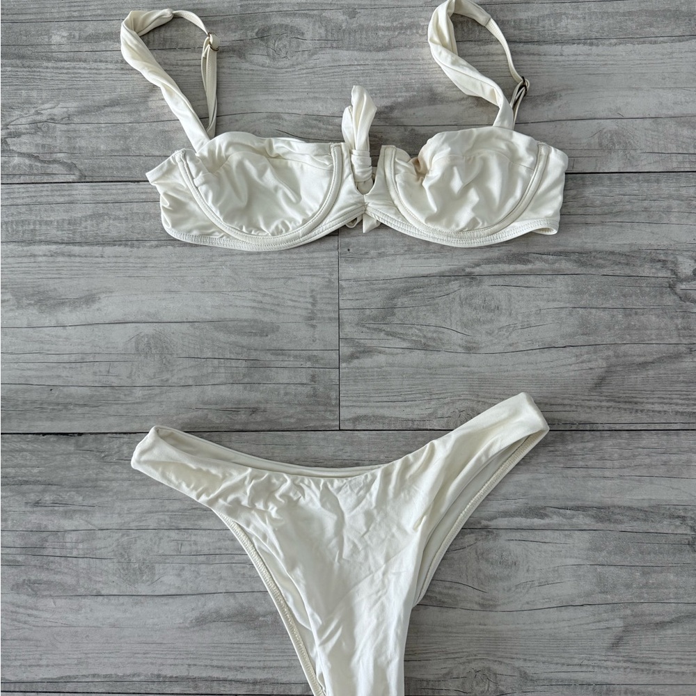 Monday Swimwear Clovelly Top and Byron Bottom - Ivory Size Small